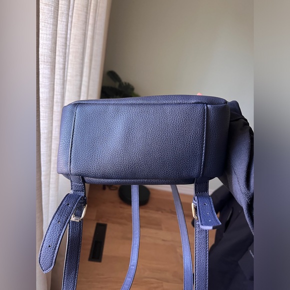 Tommy Hilfiger mini backpack - Picture 4 of 5